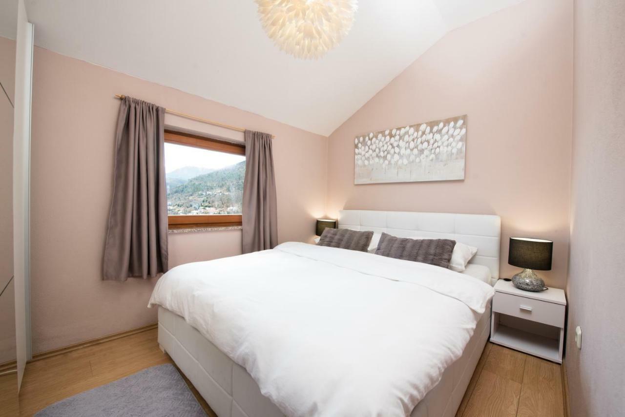 Lola Apartment Veprinac ภายนอก รูปภาพ